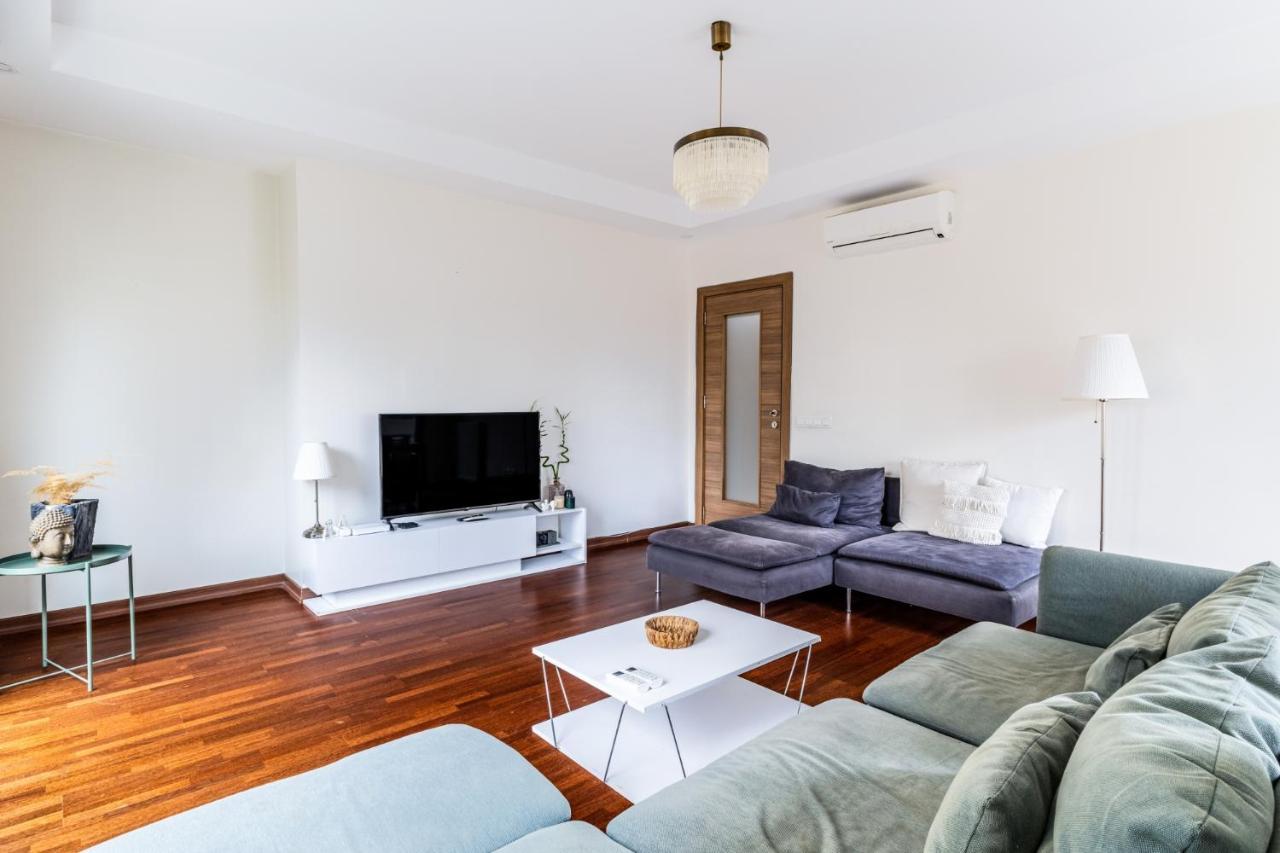 Spacious Flat Near Bagdat Avenue In Suadiye Apartment Istanbul Exterior photo