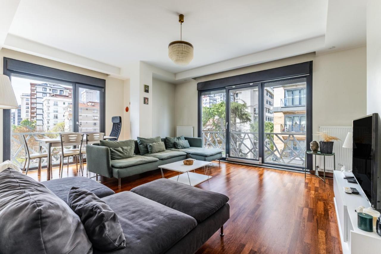Spacious Flat Near Bagdat Avenue In Suadiye Apartment Istanbul Exterior photo